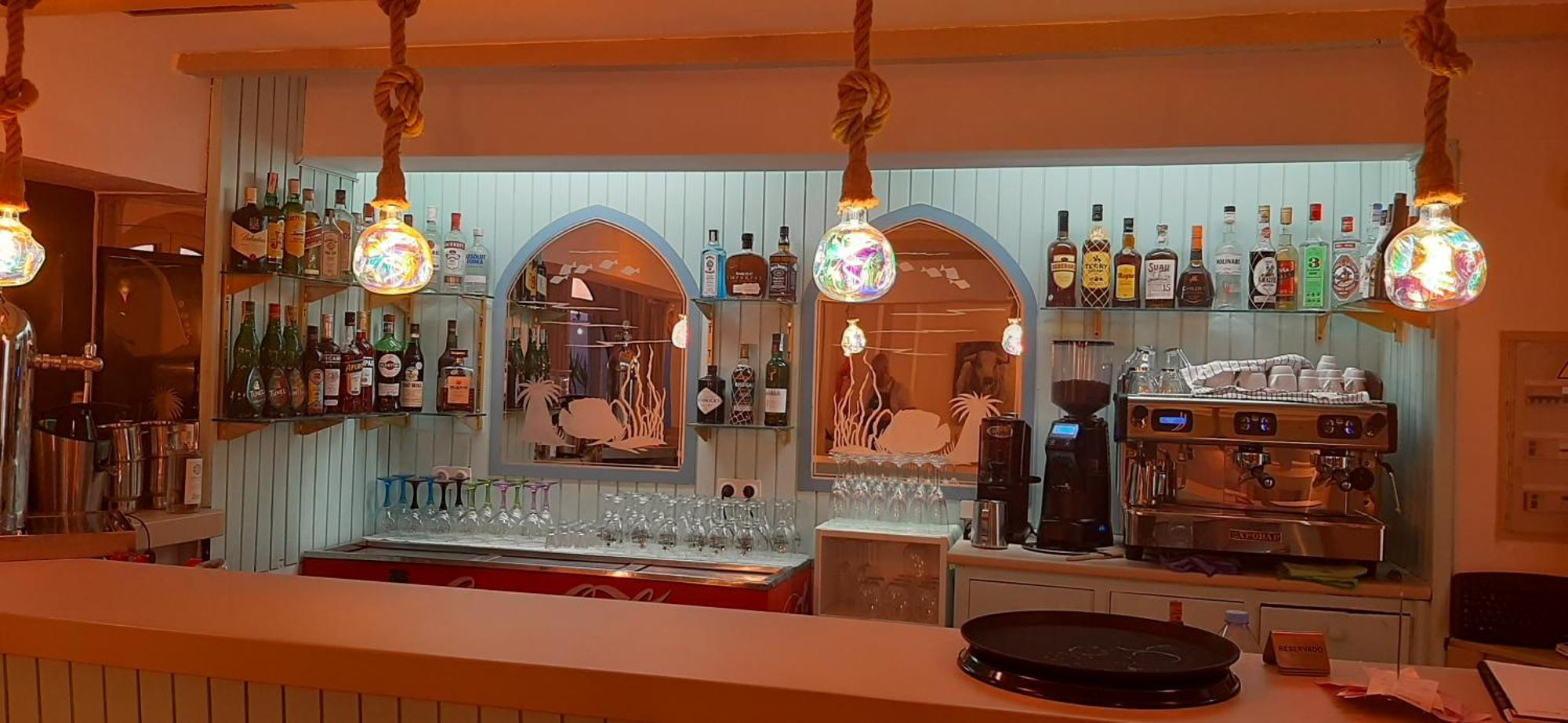 Hostal Bahia Azul Portocolom  Extérieur photo